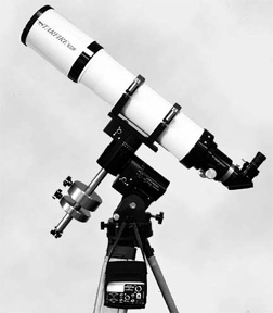 Astro-Physics Model 400 GTO Mount with 13cm f6 EDF Telescope, and GTO CPU/Control Panel (Hand Control Box not shown)