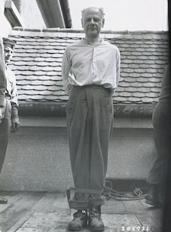 Eduard Krebsbach at his hanging 28 May 1947(110,622 bytes)