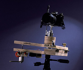 Zullo Sky Tracker platform, with camera and tripod (64,977 bytes).