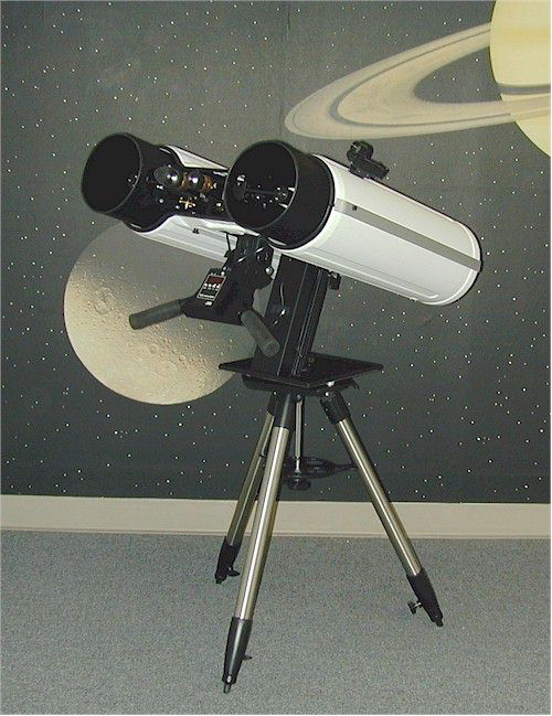 binocular telescope