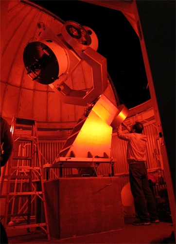 the MCCMO astronomical telescope 28 Oct 2010 (130,196 bytes)