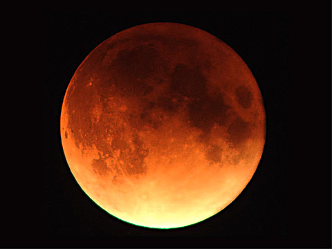 moon_eclipse_bc.jpg (45921 bytes)