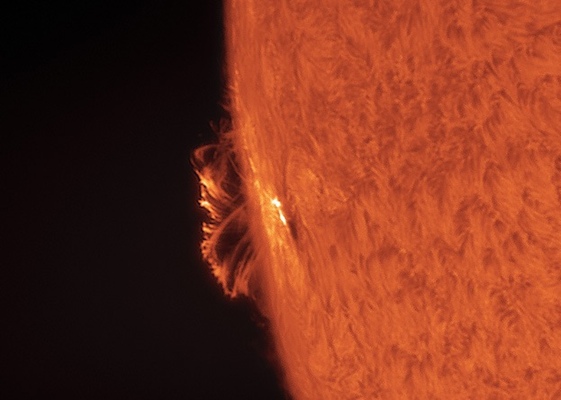 Solar Prominence 2011-09-22 at 12-06-21
