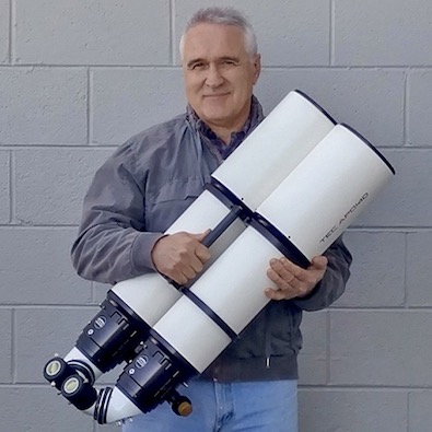 TEC APO140FL Binocular Telescope, held by Yuri Petrunin (76,977 bytes)