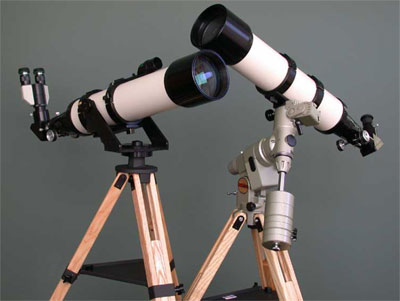 TeleVue NP127 telescope at left on optional Alt Az Mount<br> at right on Vixen GP-DX Equatorial Mount. Click on image for high quality, enlarged view (189,357 bytes).